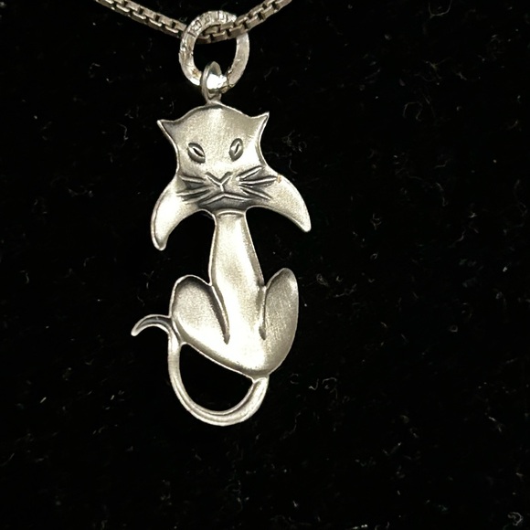 Vintage Sterling Silver Beau Cat Pendant - Picture 4 of 9
